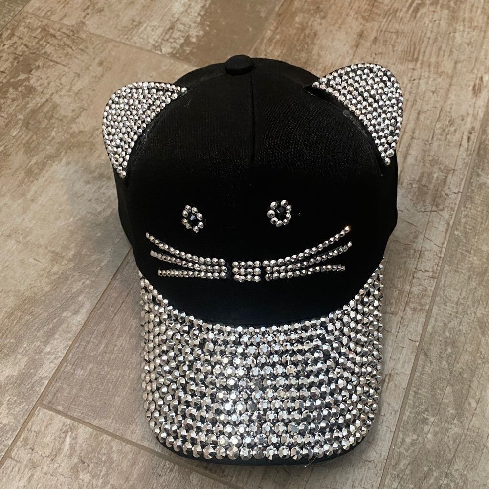 Rhinestone Cat Cap    - Picture 4 of 8